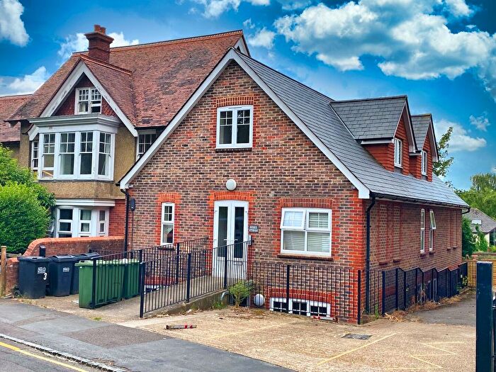 1 Bedroom Flat To Rent In Grange Road, Uckfield, TN22