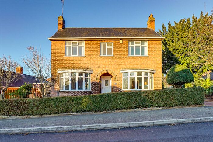 3 Bedroom Detached House For Sale In Jarvis Avenue, Bakersfield, Nottinghamshire, NG3