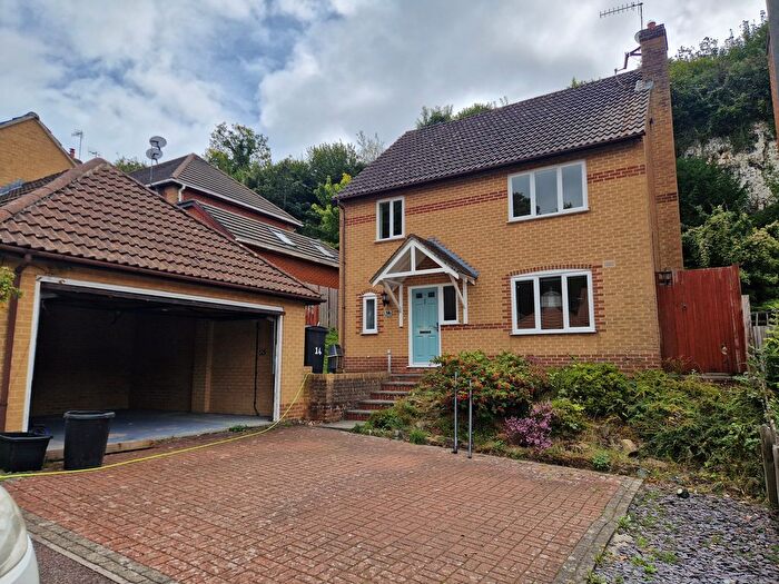 4 Bedroom Detached House To Rent In Badgers Rise, River, Dover, CT17