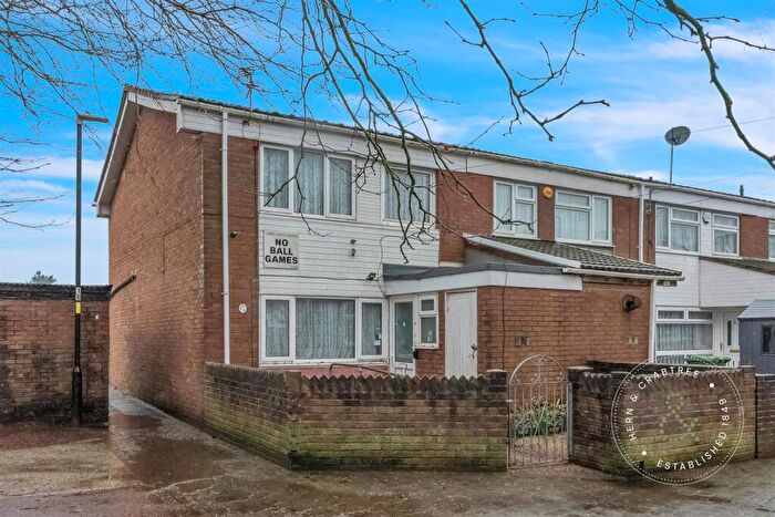 3 Bedroom End Of Terrace House For Sale In Canton Court, Cardiff, CF11