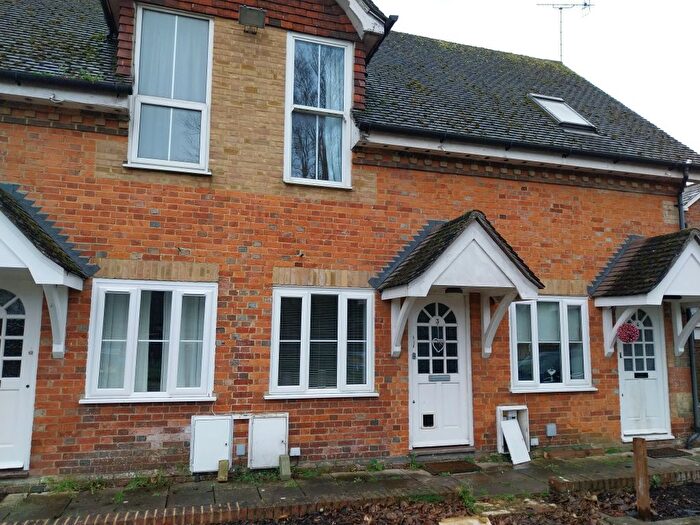 1 Bedroom Terraced House To Rent In Lingfield Road, Edenbridge, TN8