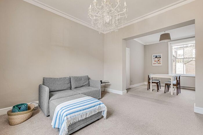 3 Bedroom Terraced House To Rent In St. Philip Street, Diamond Conservation Area, SW8