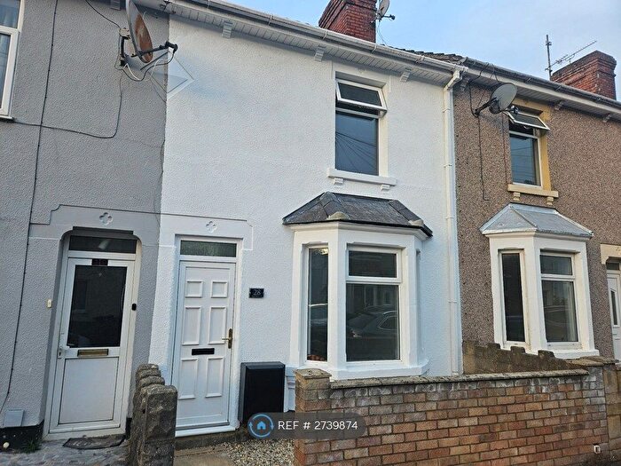 3 Bedroom Terraced House To Rent In Maxwell St, Swindon, SN1