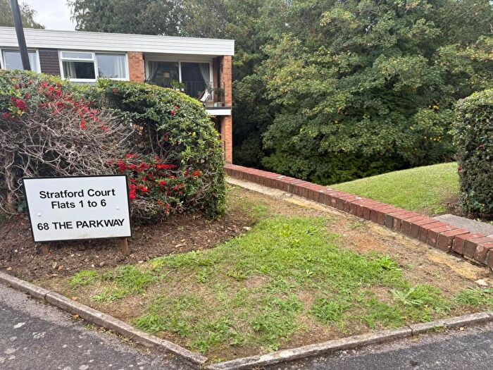 2 Bedroom Apartment For Sale In The Parkway, Southampton, SO16