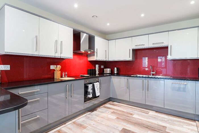3 Bedroom Apartment To Rent In Ecco, S11