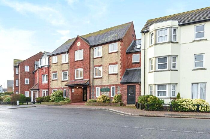 1 Bedroom Apartment For Sale In West Street, Bognor Regis, West Sussex, PO21