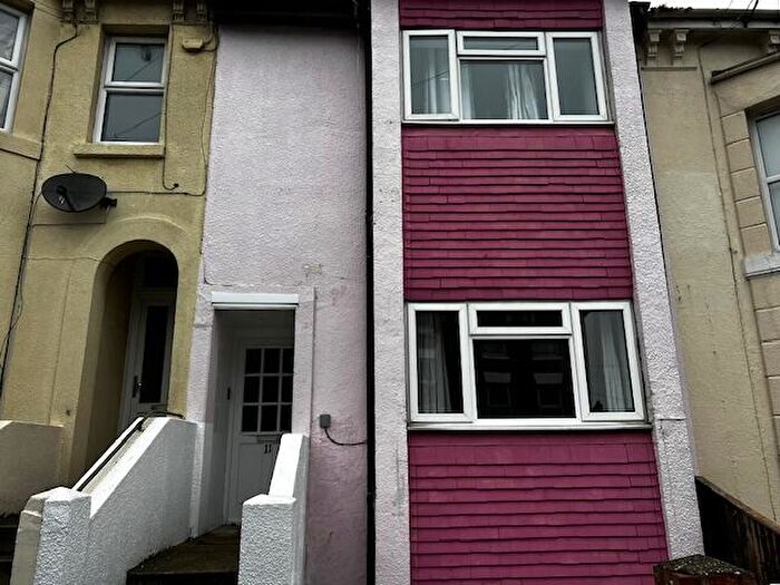Duplex To Rent In Derby Place, Folkestone, CT20