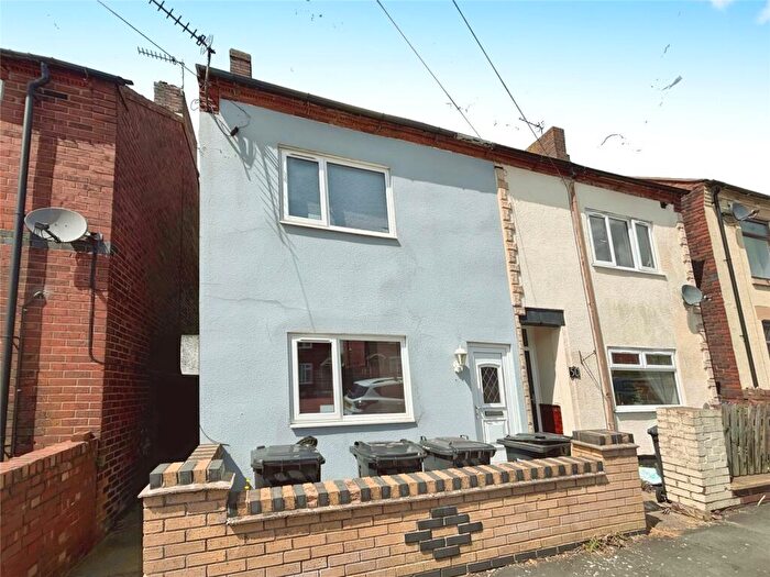 1 Bedroom House To Rent In Windmill Street, Church Gresley, Swadlincote, Derbyshire, DE11
