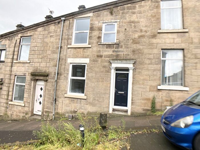 3 Bedroom Terraced House To Rent In Stansfield St, Darwen, BB3