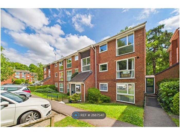 2 Bedroom Flat To Rent In Southcote Road, Reading, RG30