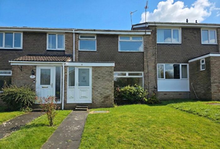 3 Bedroom Terraced House For Sale In Willow Close, Bedworth, Warwickshire, CV12