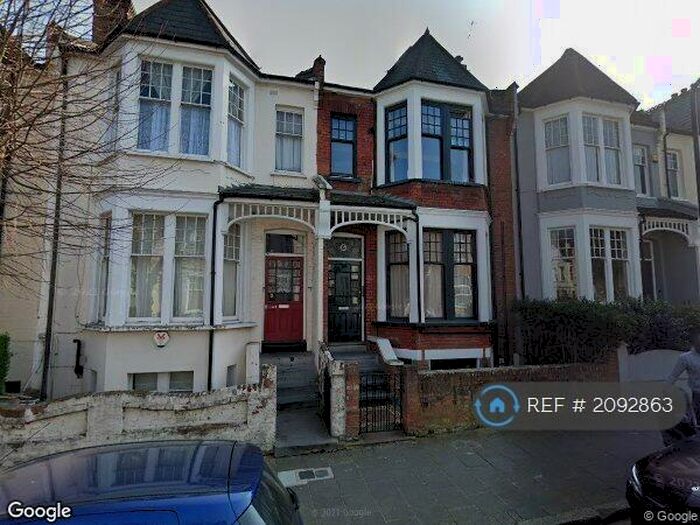2 Bedroom Flat To Rent In Gunton Road, London, E5