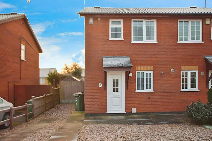 2 Bedroom Semi-Detached House To Rent In Kingsbridge Close, Narborough, Leicester, LE19