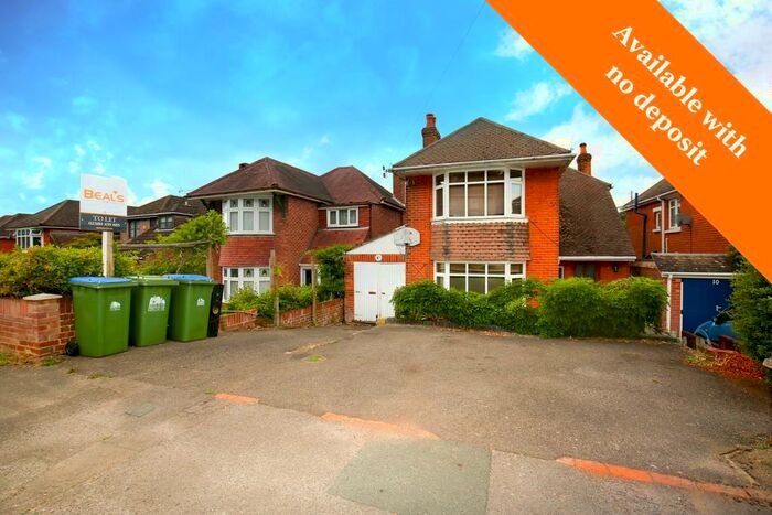 3 Bedroom Detached House To Rent In No Deposit Option Bitterne, Southampton, SO18