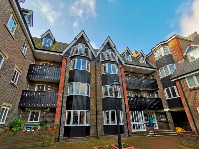 2 Bedroom Retirement Property To Rent In Cliffe High Street, Lewes, BN7