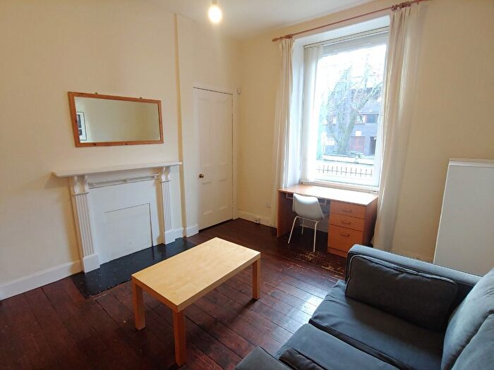 1 Bedroom Flat To Rent In Westfield Road, Ednburgh, EH11