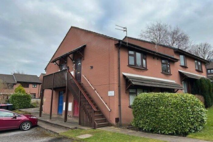 1 Bedroom Flat To Rent In Maple Grove, Northwich, CW8