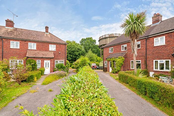 Land For Sale In Boyneswood Close, Medstead, Alton, GU34