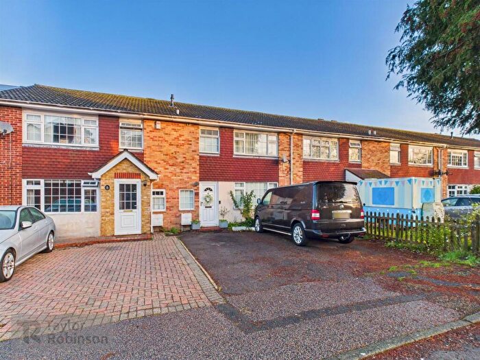 3 Bedroom Terraced House To Rent In Southgate, Crawley, RH10