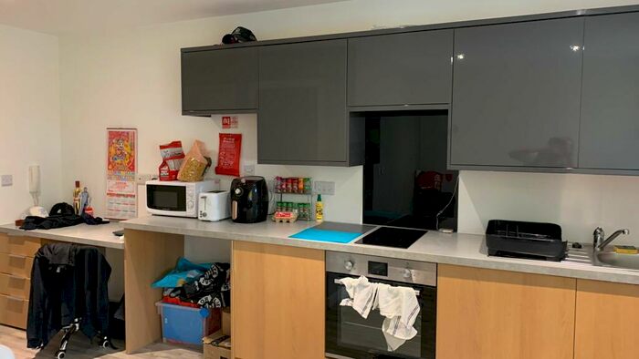 Studio To Rent In Marvell Lane Flat, PL4