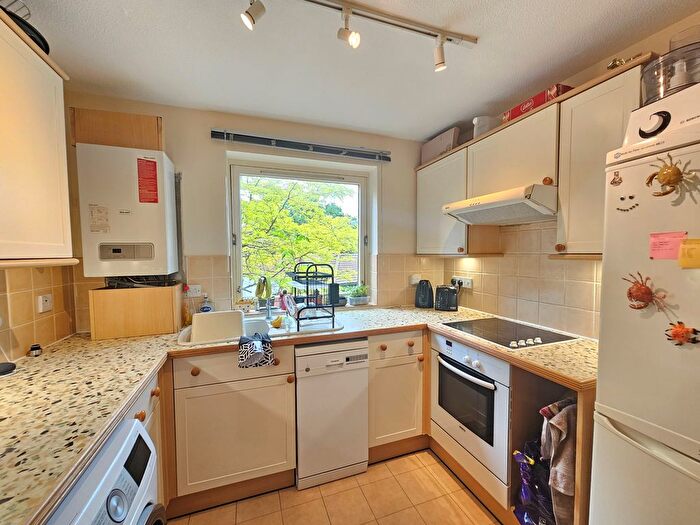 3 Bedroom Flat To Rent In Glen Eyre Road, Southampton, SO16