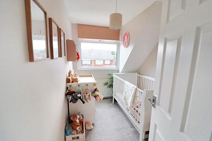 3 Bedroom Semi-Detached House For Sale In Woodleigh, Thornbury, BS35