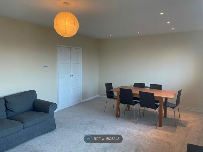 2 Bedroom Flat To Rent In London, London, SE24