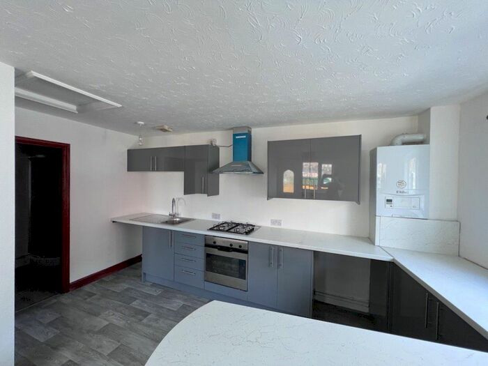 1 Bedroom Flat To Rent In Earl Street, Wigan, WN1