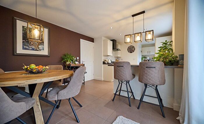 4 Bedroom Detached House To Rent In Frezenberg Close, Burbage, LE10