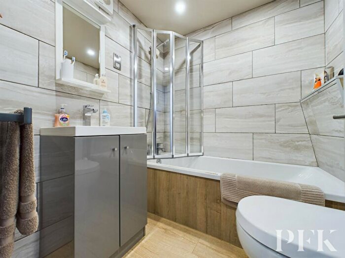 2 Bedroom Cottage For Sale In Myers Street, Keswick, CA12