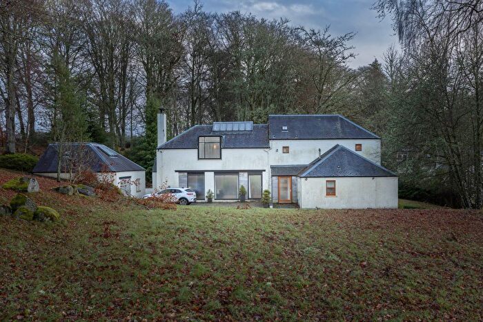 4 Bedroom Cottage To Rent In Merklands House, Ballintuim, PH10