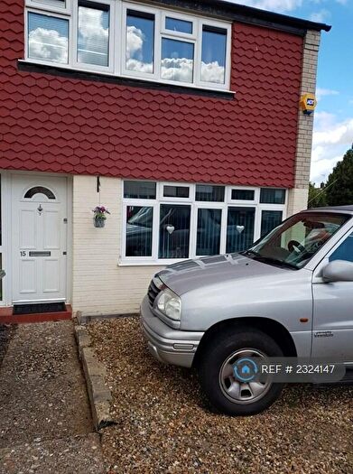 3 Bedroom End Of Terrace House To Rent In Darenth Road, Welling, DA16