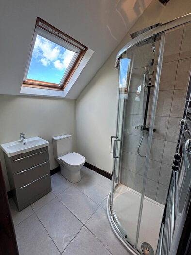 2 Bedroom Barn Conversion To Rent In Wilicote Pastures, CV37