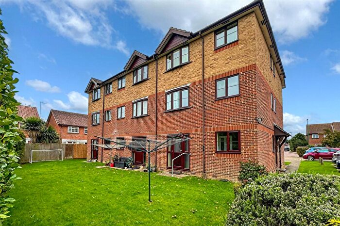 1 Bedroom Apartment For Sale In Copper Hall Close, Rustington, Littlehampton, West Sussex, BN16