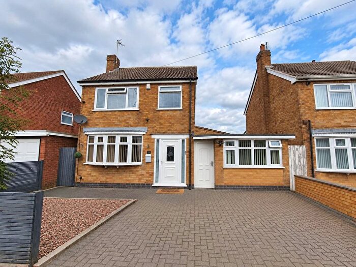 3 Bedroom Detached House To Rent In Aylestone Lane, Wigston, LE18