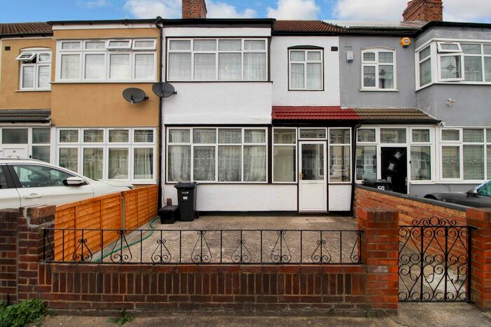 3 Bedroom Terraced House To Rent In Staines Road, Ilford, IG1