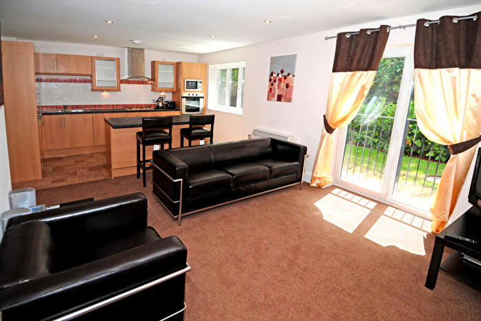 1 Bedroom Flat To Rent In Town Mead, West Green, Crawley, RH11