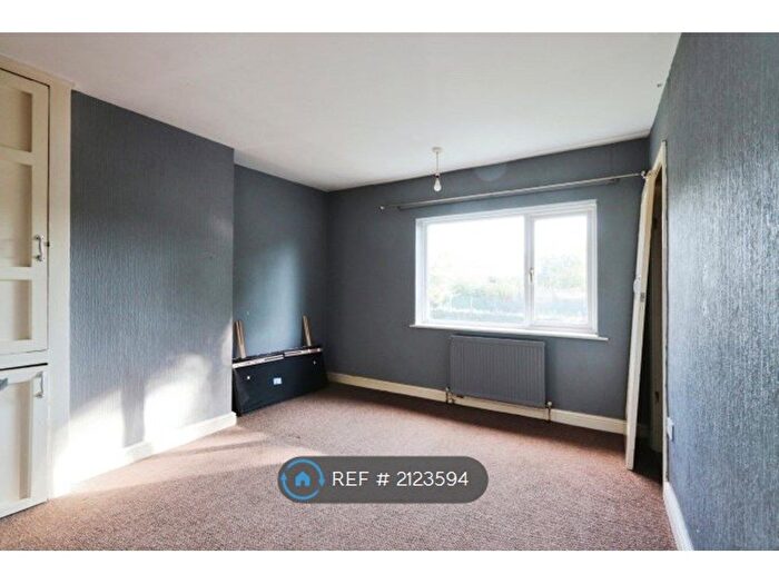 2 Bedroom End Of Terrace House To Rent In Longley Avenue West, Sheffield, S5