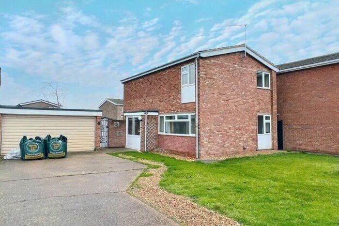 3 Bedroom Detached House To Rent In Merlin Drive, Ely, CB6