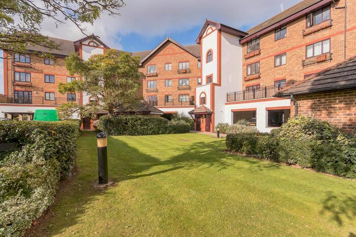 1 Bedroom Flat To Rent In Regents Court, Sopwith Way, KT2