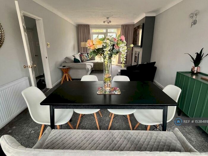 3 Bedroom Semi-Detached House To Rent In Okehampton Crescent, Sale, M33