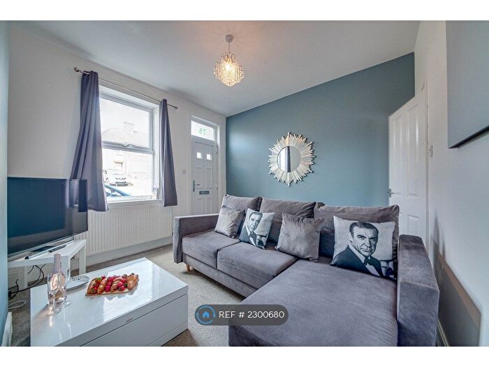 3 Bedroom Terraced House To Rent In Meadowhall Road, Rotherham, S61