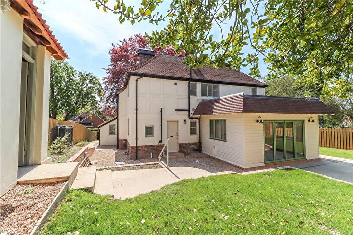 4 Bedroom Detached House For Sale In Winterslow Road, Porton, Salisbury, Wiltshire, SP4