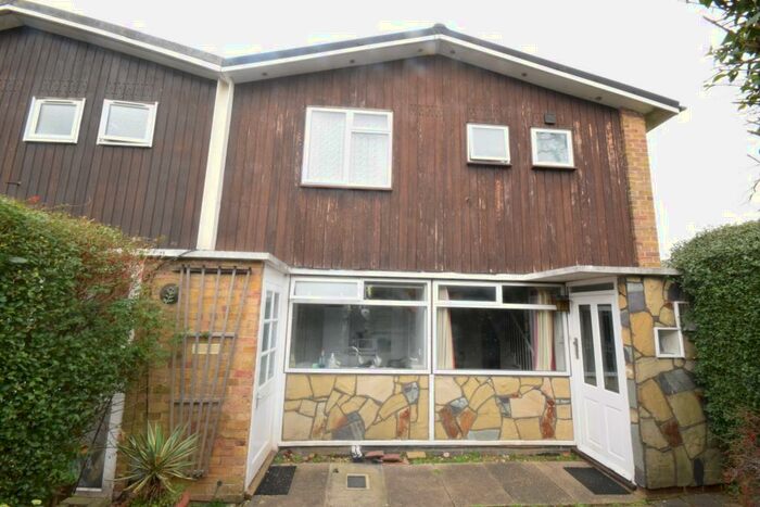 5 Bedroom House To Rent In Aldykes, Hatfield, AL10