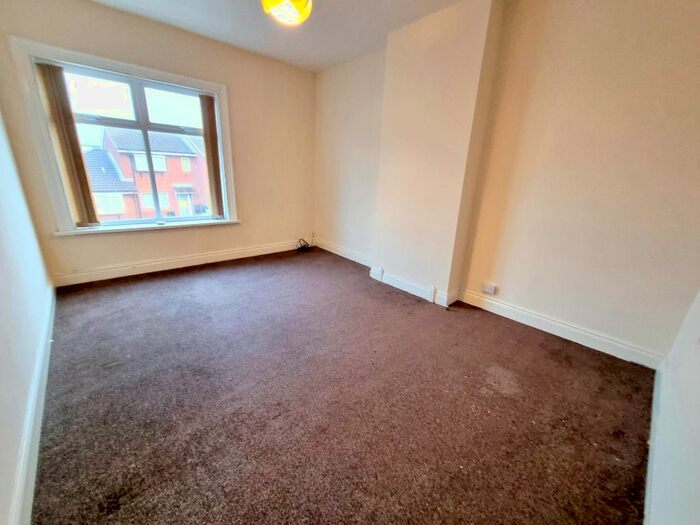 2 Bedroom Flat To Rent In Lovely Lane, Bewsey, Warrington WA5