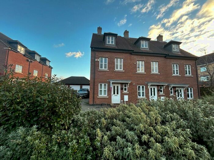 3 Bedroom End Of Terrace House To Rent In Charnwood Forester End, Loughborough, Leicestershire, LE11