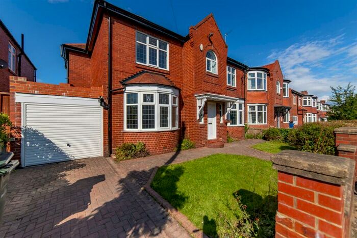 4 Bedroom Semi-Detached House To Rent In Crossway, Jesmond, Newcastle Upon Tyne, NE2