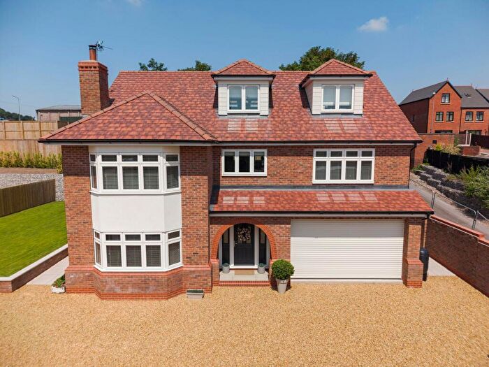 5 Bedroom Detached House For Sale In Chester Road, Oakmere, CW8