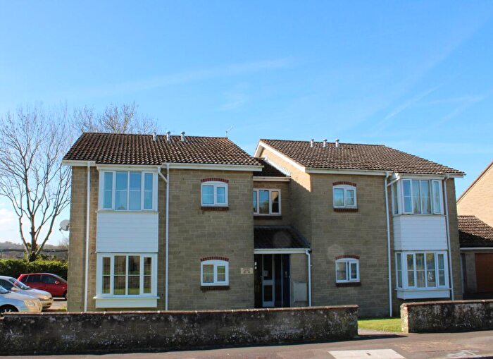 1 Bedroom Flat To Rent In Abbey Manor Park, Somerset, BA21