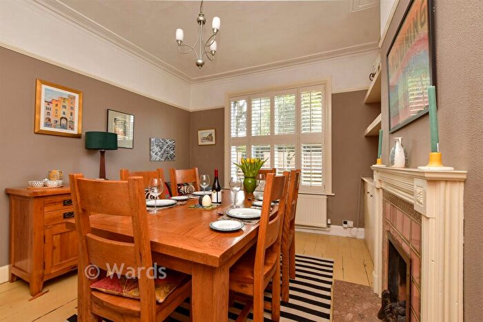 3 Bedroom Terraced House For Sale In High Street, Wingham, Canterbury, Kent, CT3